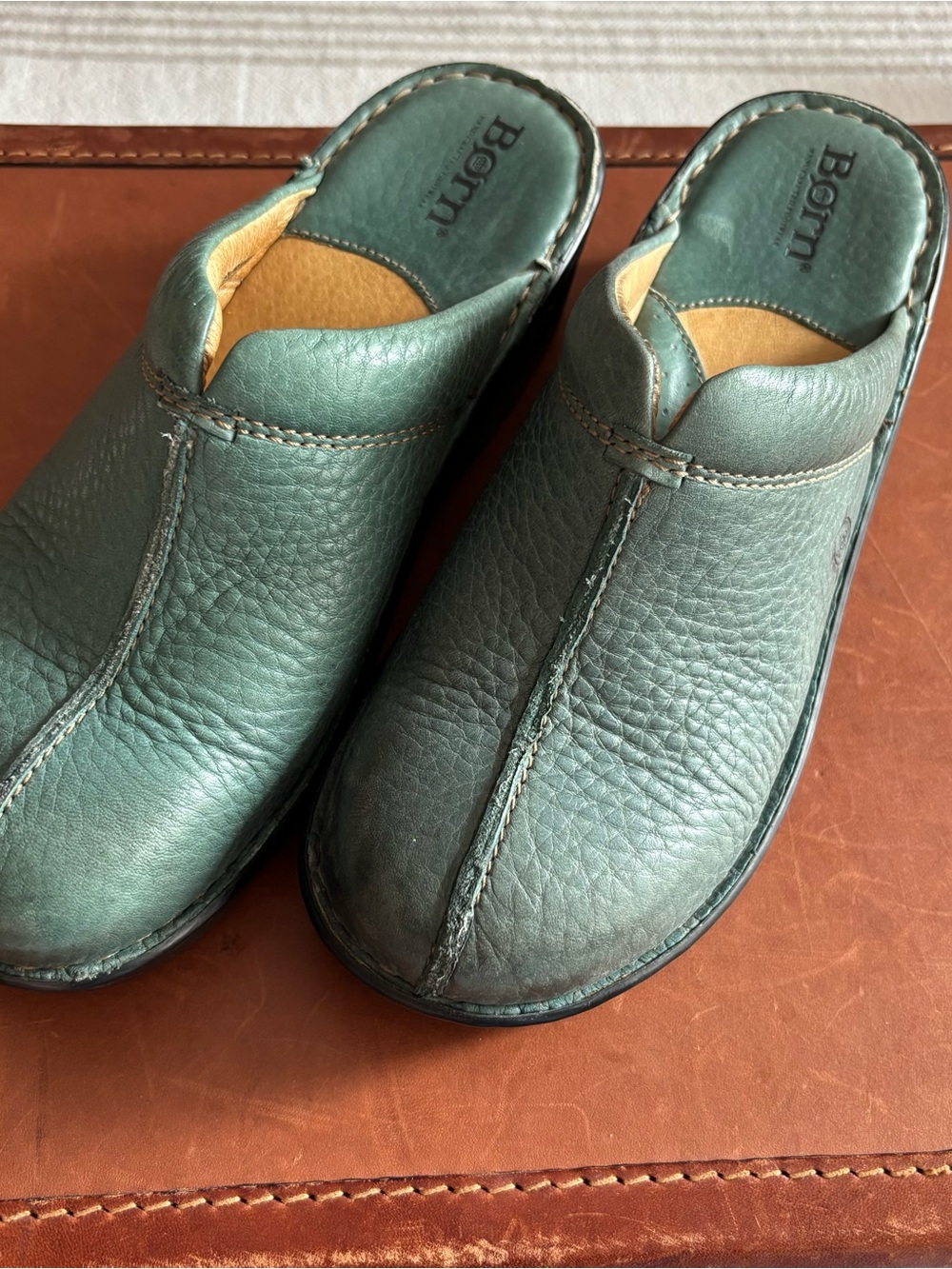 Born Women's Green Leather Slip On Mule Size 8 Eur 38